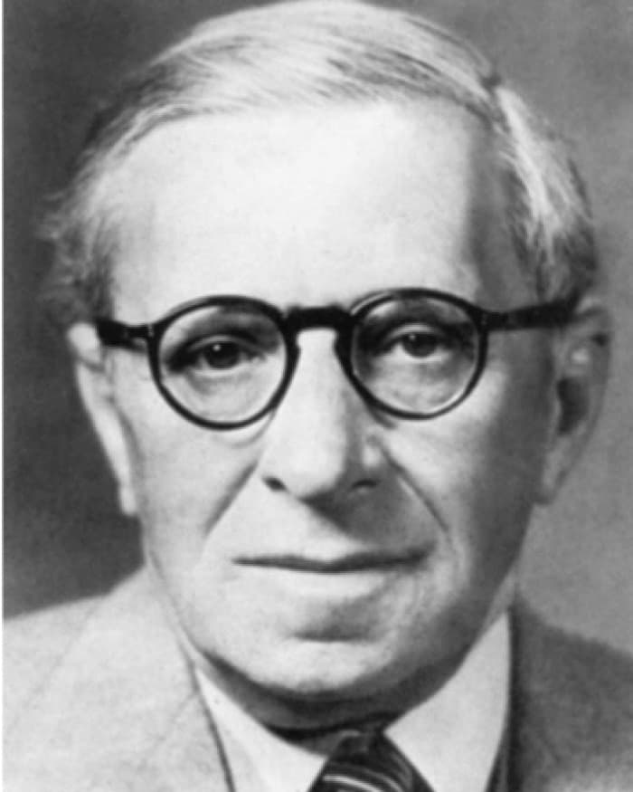 Géza Révész